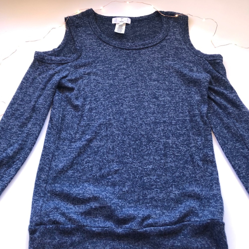 Blue Cut-Out Shoulder Long-Sleeve